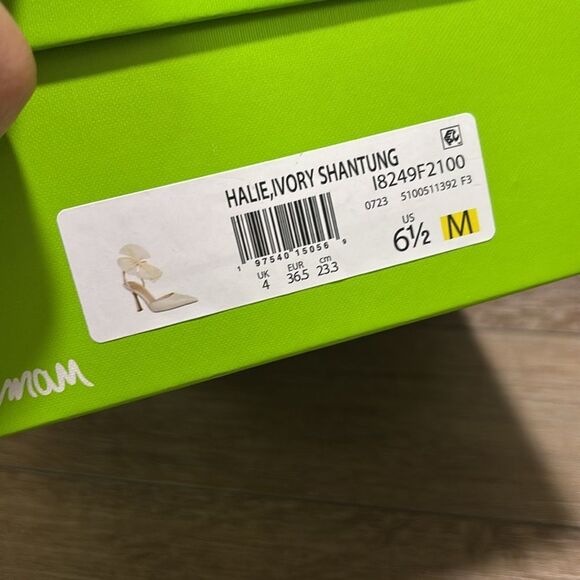 Sam Edelman Halie Bow Heel - Picture 4 of 5